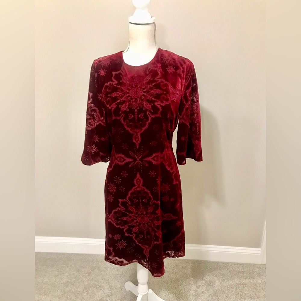 Mng Suit Burgundy Velvet Burnout Dress